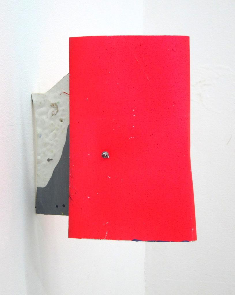 2011, Acryl und Sprühlack auf Alublech und MDF, 22 × 17 × 24cm